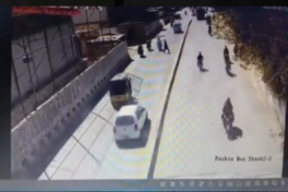 В Пакистане прогремел мощный взрыв у здания полиции: есть жертвы-ВИДЕО 