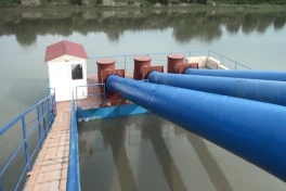 В Абшеронском районе восстанавливают работу крупной насосной станции после ливней