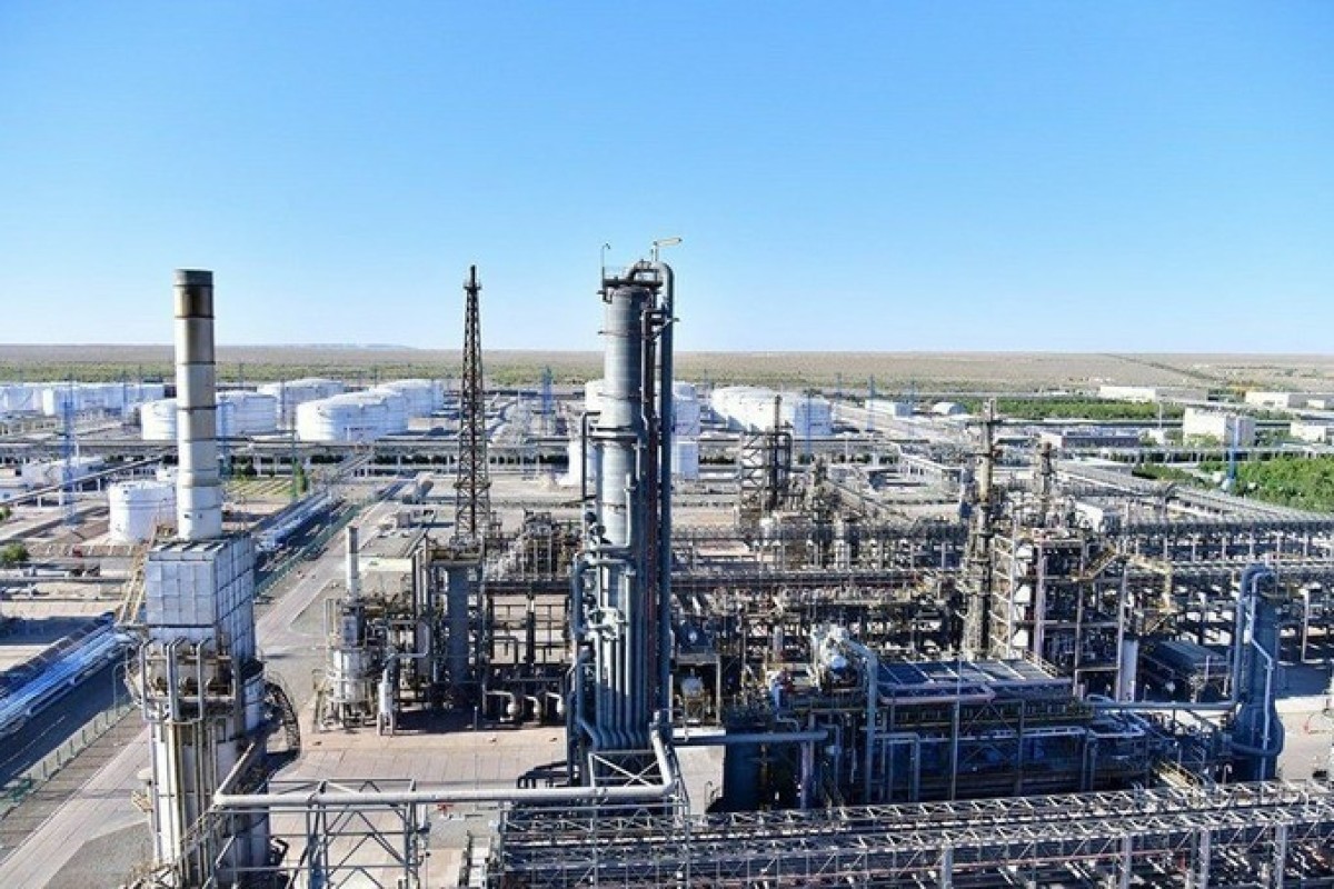 SOCAR подключится к модернизации Бухарского НПЗ и поставкам нефти