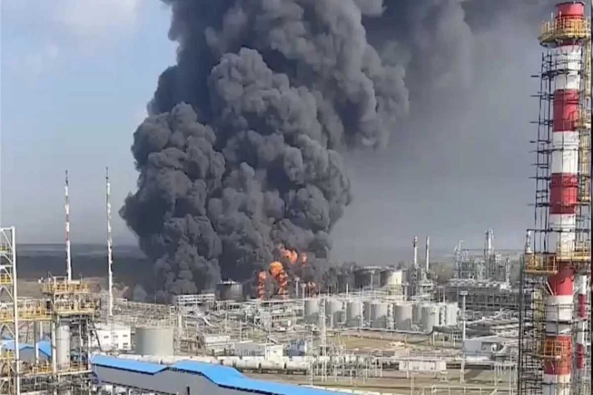 Reuters: Россия теряет до 1 млн баррелей нефти в сутки