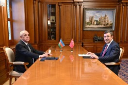 Асадов и Йылмаз обсудили расширение азербайджано-турецкого сотрудничества