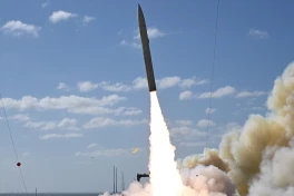 США испытали гиперзвуковую ракету