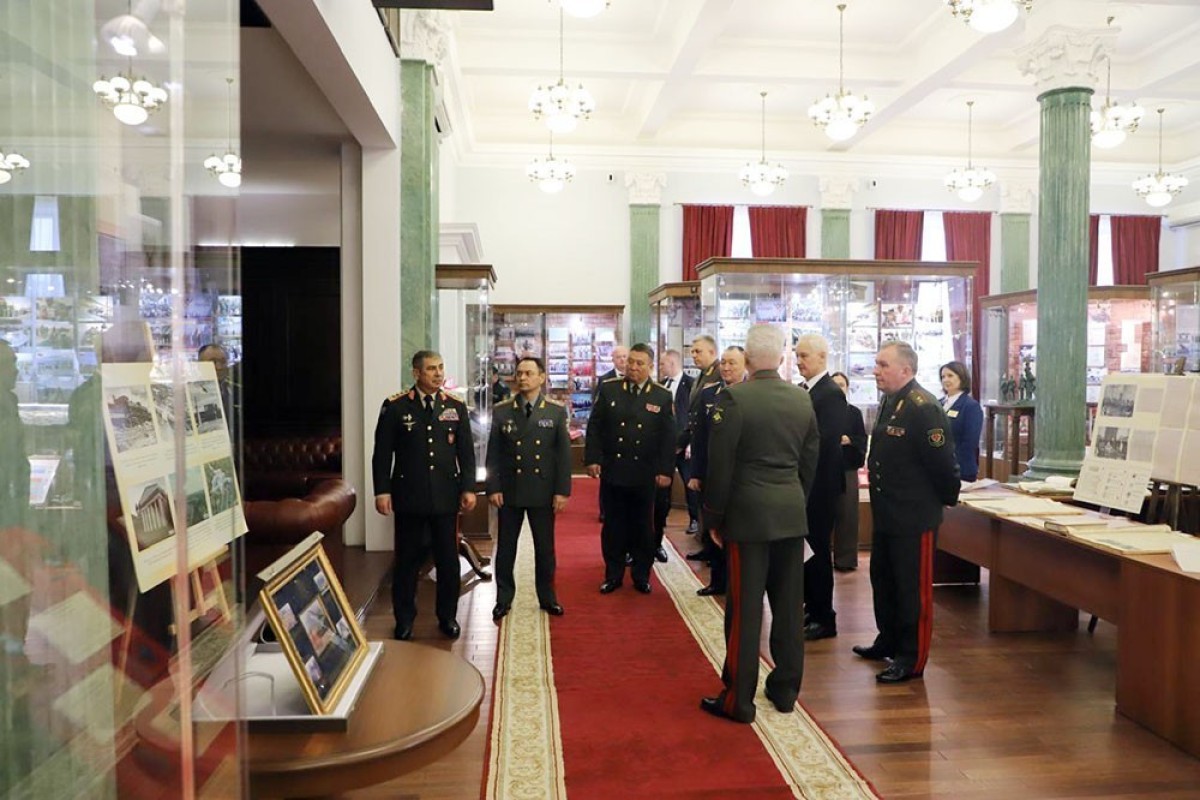 Закир Гасанов принял участие в очередном заседании Совета министров обороны СНГ-ФОТО 