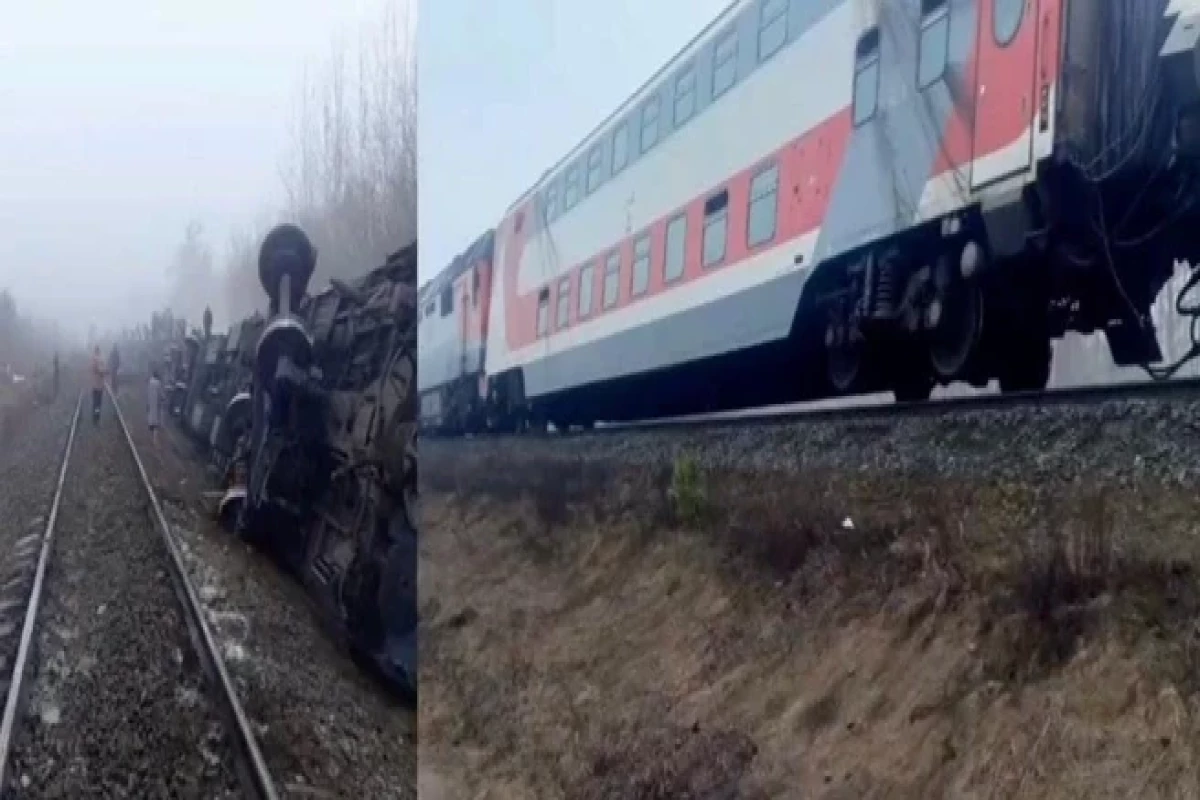 Семь вагонов пассажирского поезда сошли с рельсов в России
