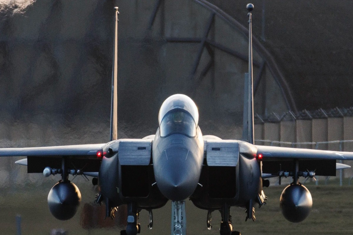 В США подтвердили информацию о сбитом Ираном истребителе -ВИДЕО 