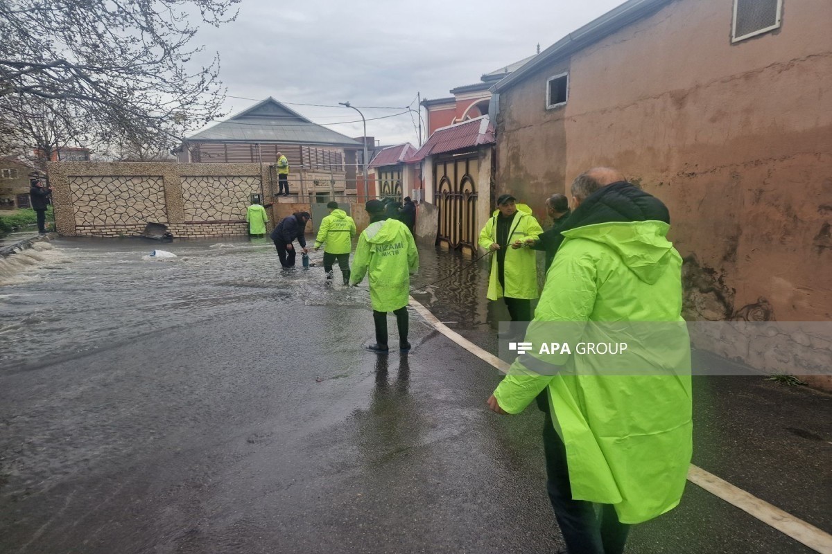 Глава ИВ Баку побывал в посёлке Кешля -ФОТО 