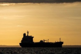 Иран разрешил еще одной стране проход по Ормузскому проливу