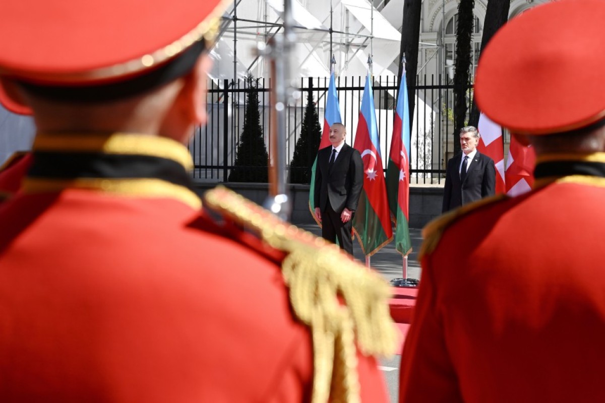 В Тбилиси прошла церемония встречи Ильхама Алиева-ВИДЕО -ФОТО 