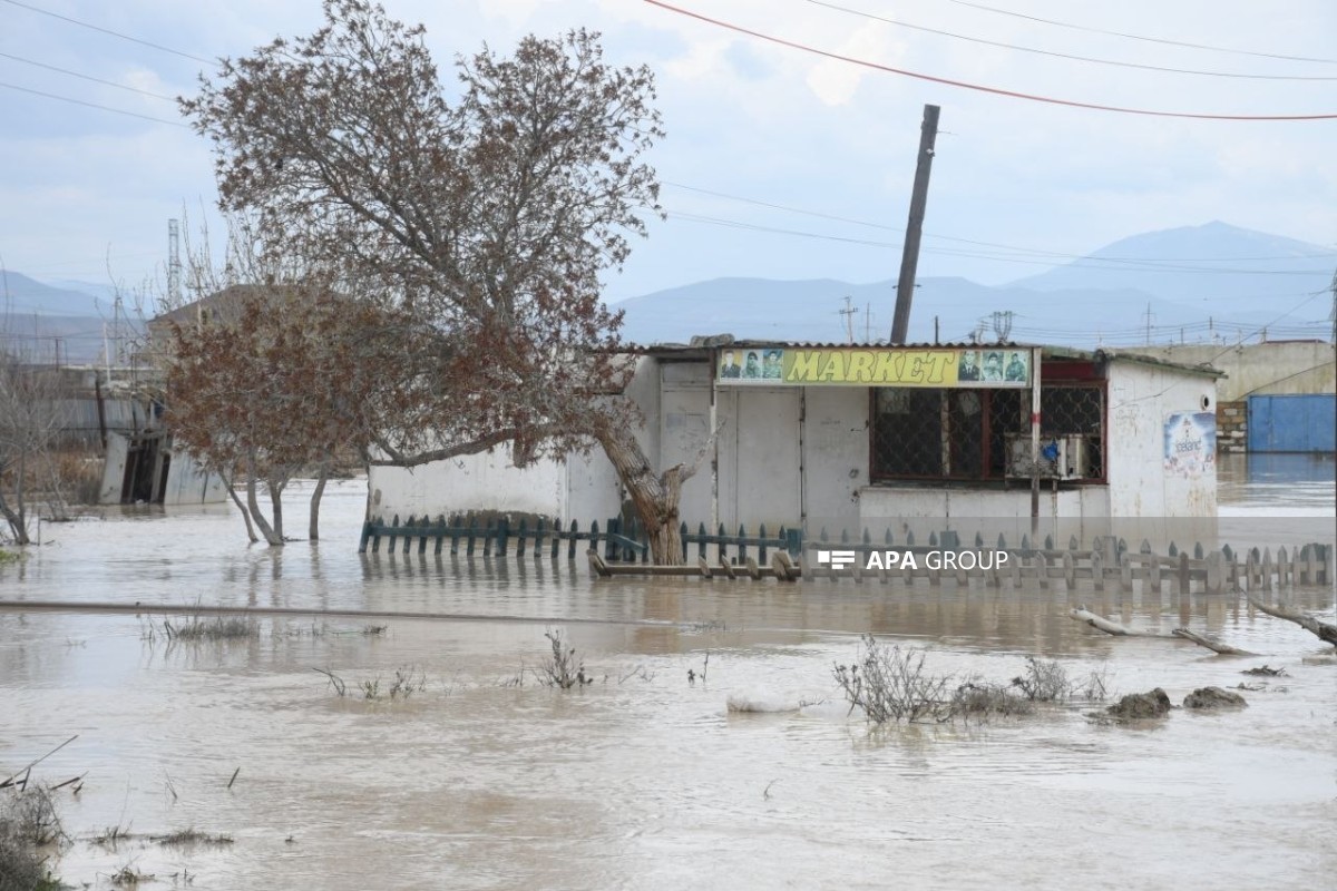 В Хызинском районе сошли сели: МЧС эвакуирует людей-ФОТО 
