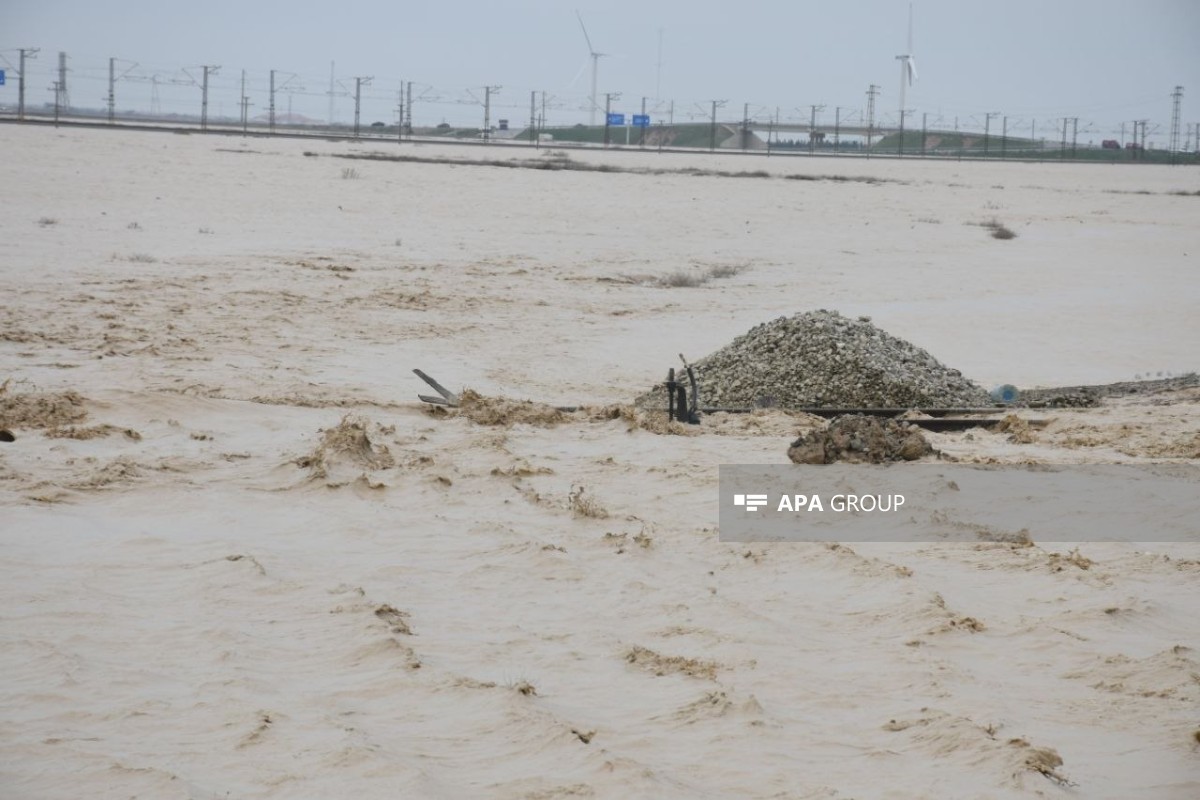 В Хызинском районе сошли сели: МЧС эвакуирует людей-ФОТО 