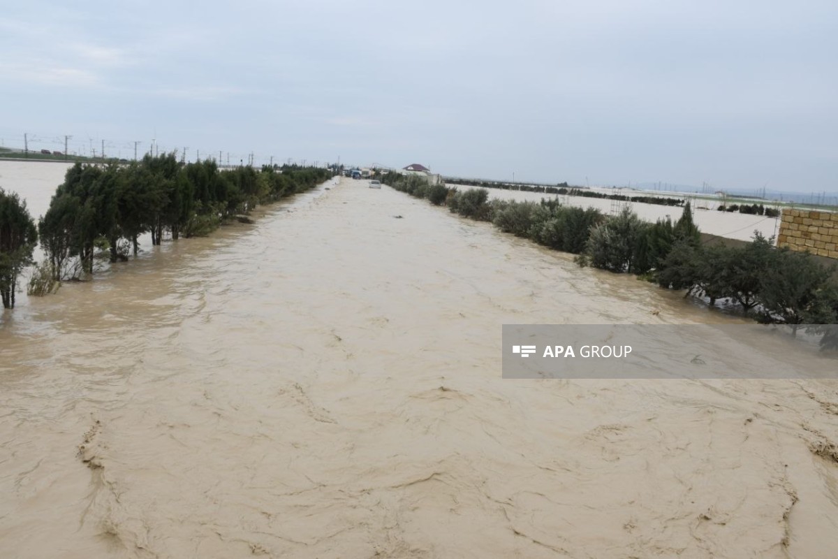 В Хызинском районе сошли сели: МЧС эвакуирует людей-ФОТО 