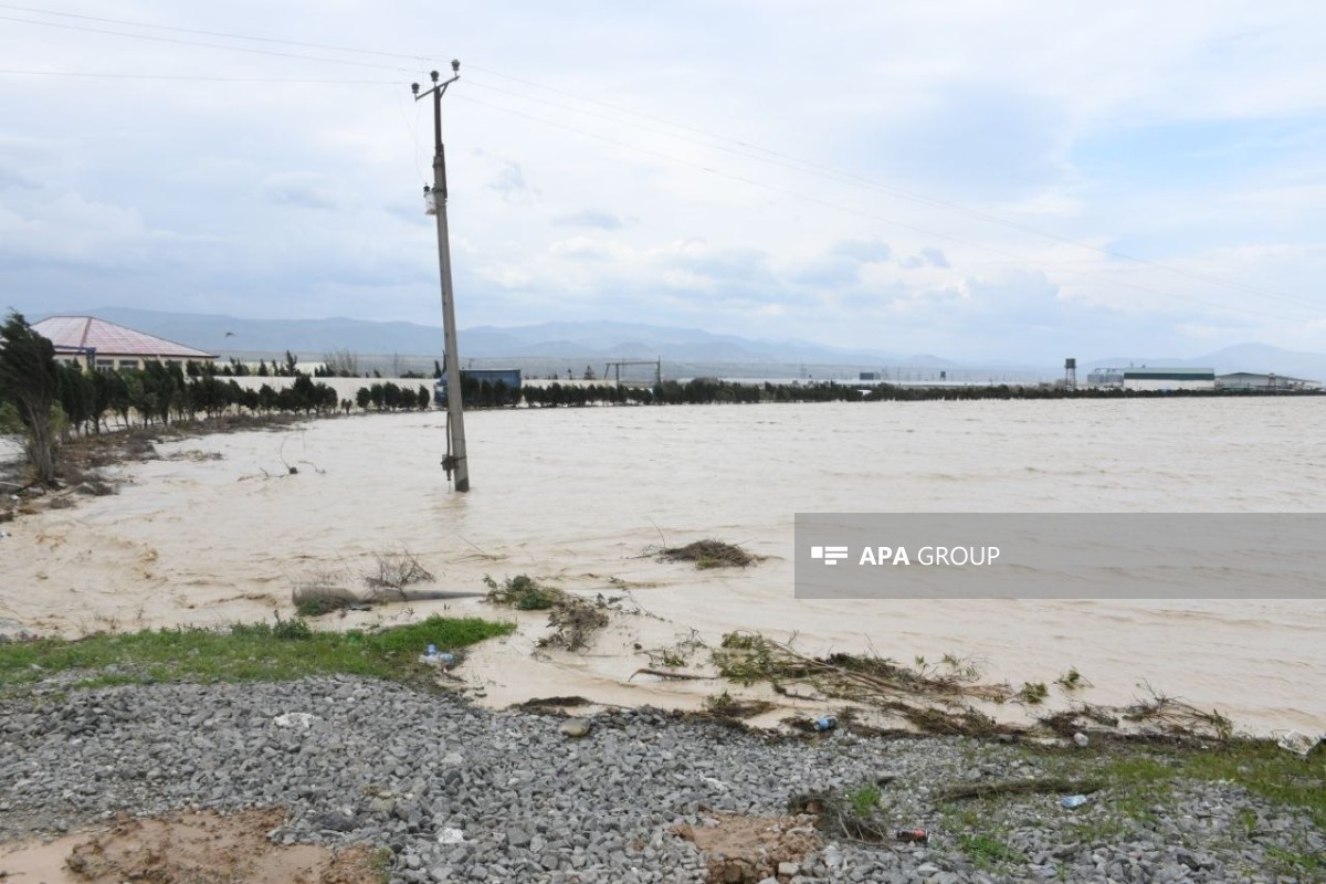 В Хызинском районе сошли сели: МЧС эвакуирует людей-ФОТО 