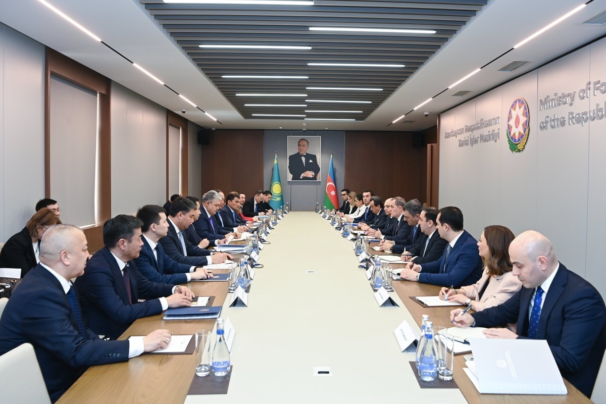 Байрамов провел встречу с казахстанским коллегой в расширенном составе-ФОТО -ОБНОВЛЕНО 