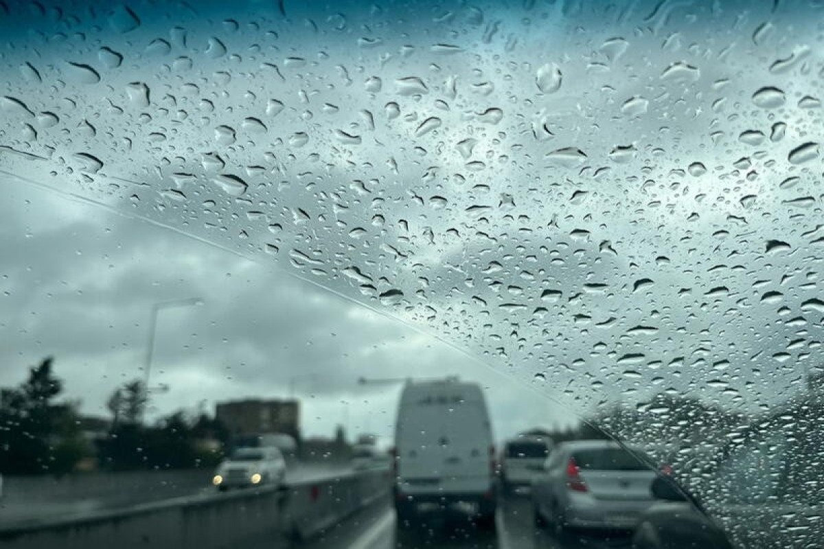 Гроза и град: в Азербайджане ухудшится погода 