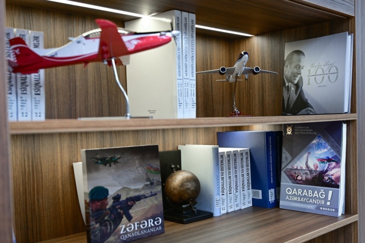Ильхам Алиев принял участие в открытии учебного центра в Академии авиации -ФОТО 