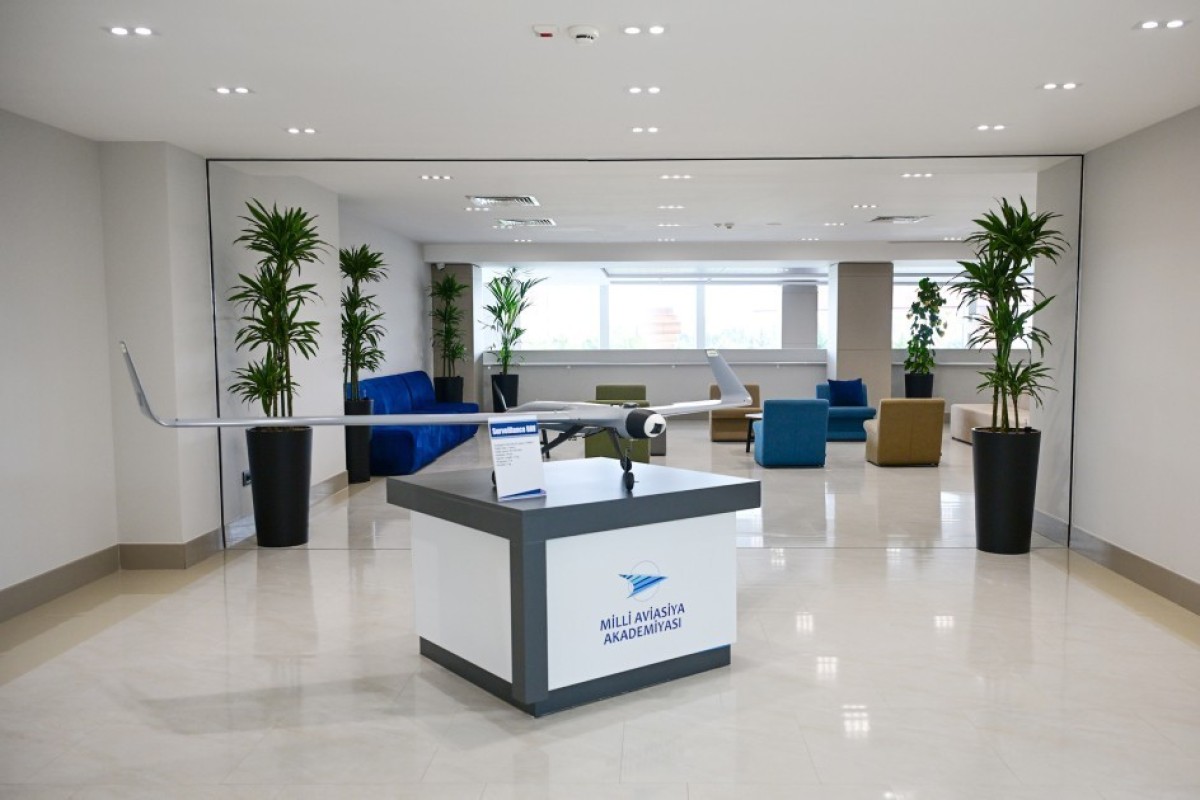 Ильхам Алиев принял участие в открытии учебного центра в Академии авиации -ФОТО 