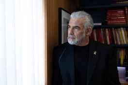 «Израил не был за столом»: Экс-премьер Яир Лапид обвинил Нетаньяху в политическом поражении