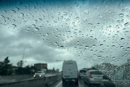 Гроза и град: в Азербайджане ухудшится погода 