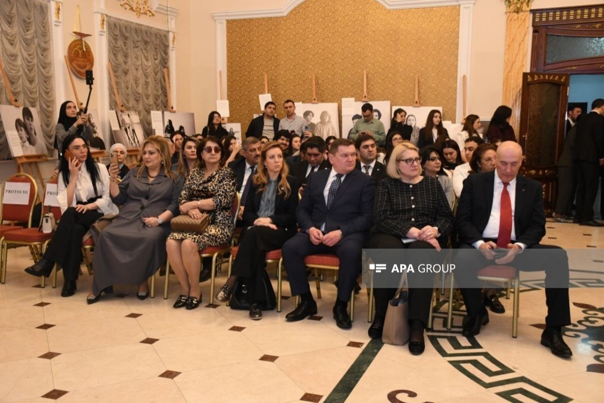 В Баку показали истории украинцев, нашедших убежище в Литве-ФОТО 