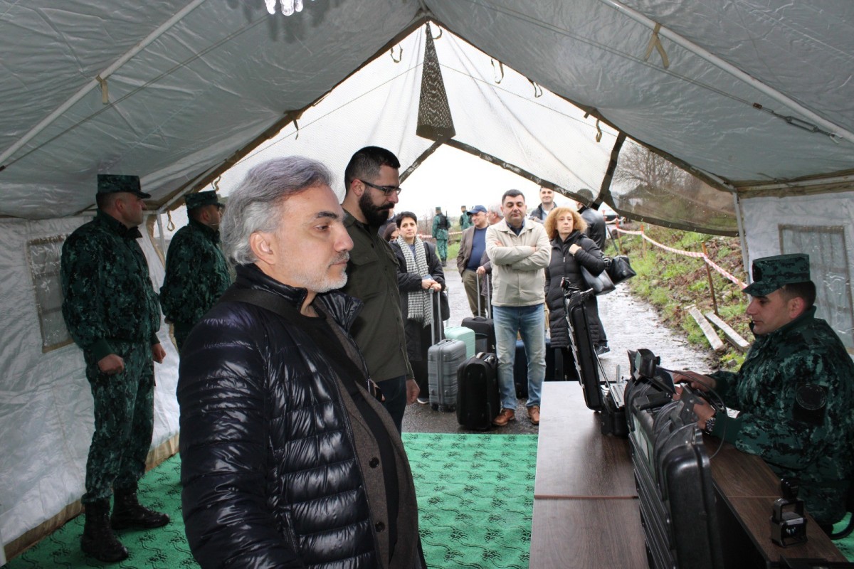 Представители гражданского общества Армении прибыли в Азербайджан -ФОТО 