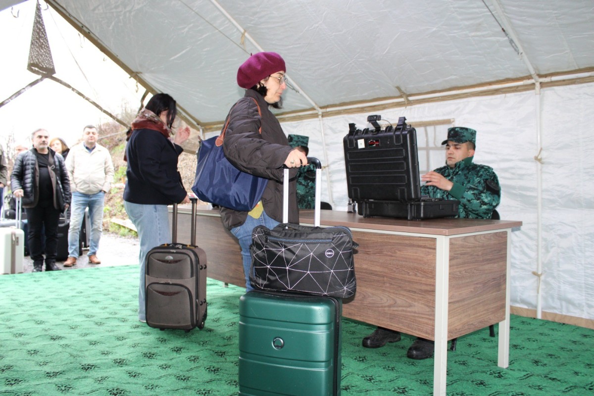 Представители гражданского общества Армении прибыли в Азербайджан -ФОТО 