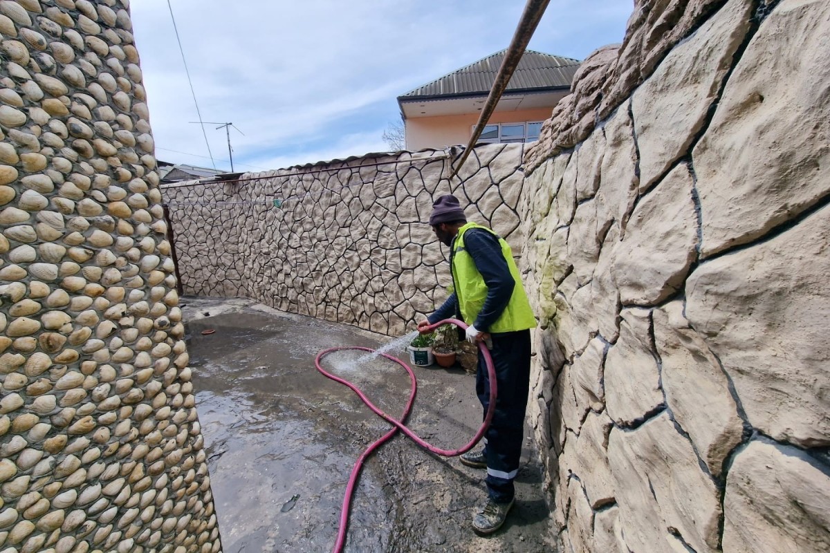 В Кешля устраняют последствия подтопления после ливней-ФОТО 