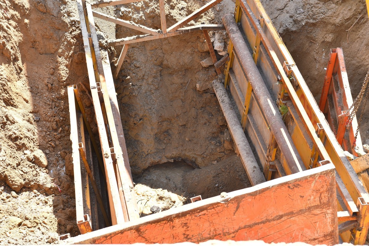 В Баку устраняют последствия обрушения коллектора-ФОТО 