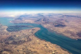 КСИР: Иран полностью контролирует движение в Ормузском проливе