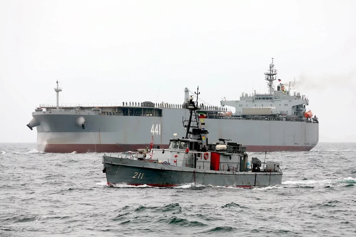 СМИ: Иран сохранил большую часть малых военных кораблей