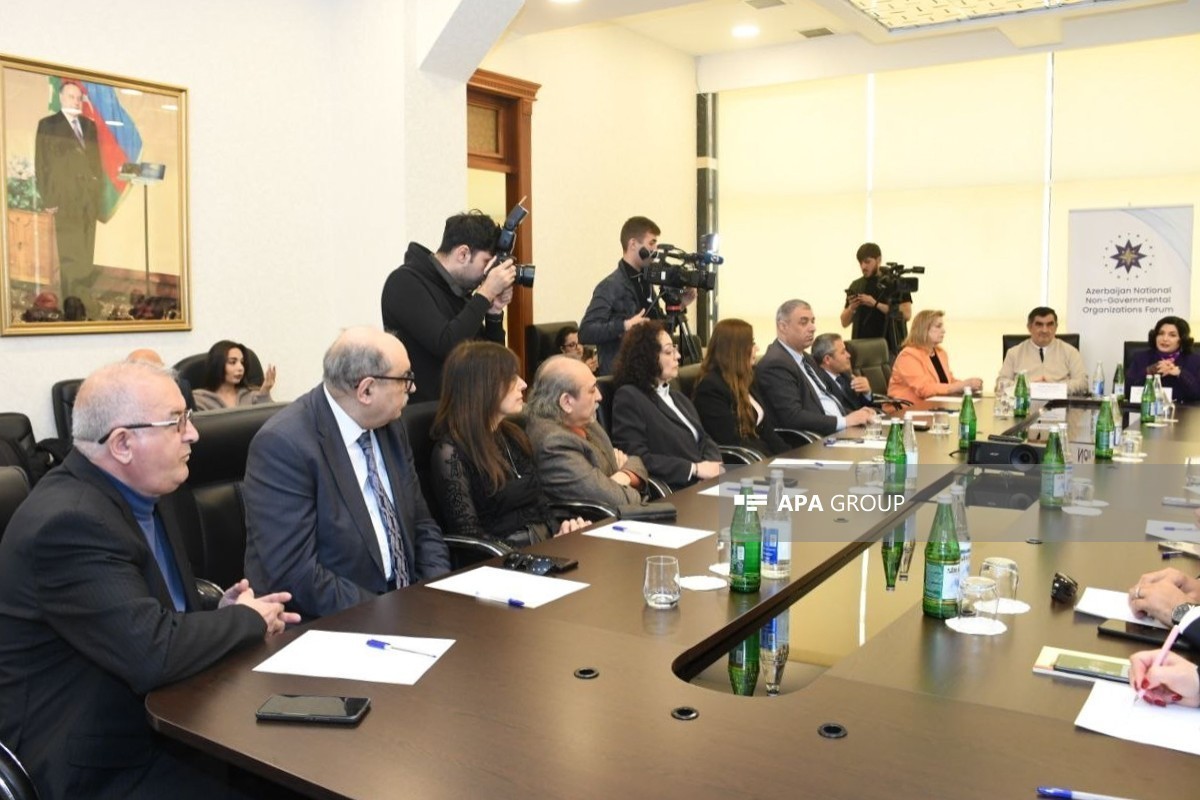 Азербайджанцев призвали сохранять национальные традиции в именах -ФОТО 