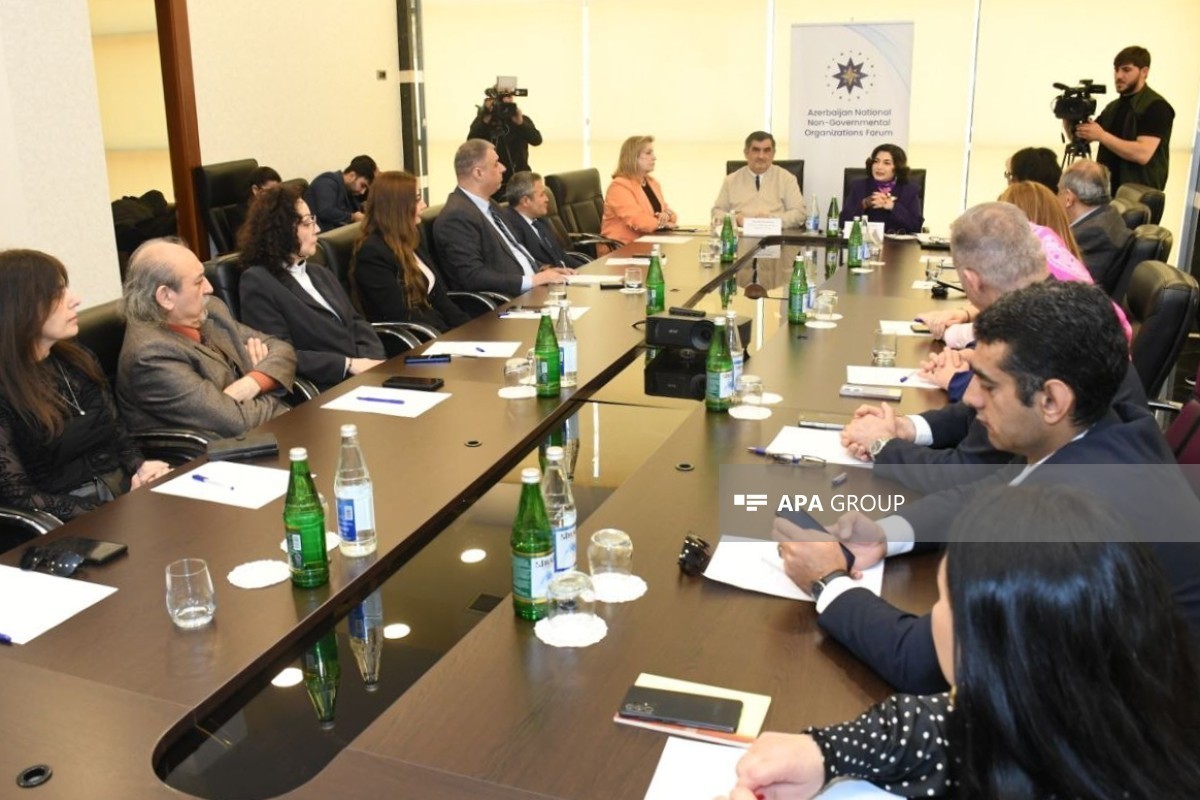 Азербайджанцев призвали сохранять национальные традиции в именах -ФОТО 