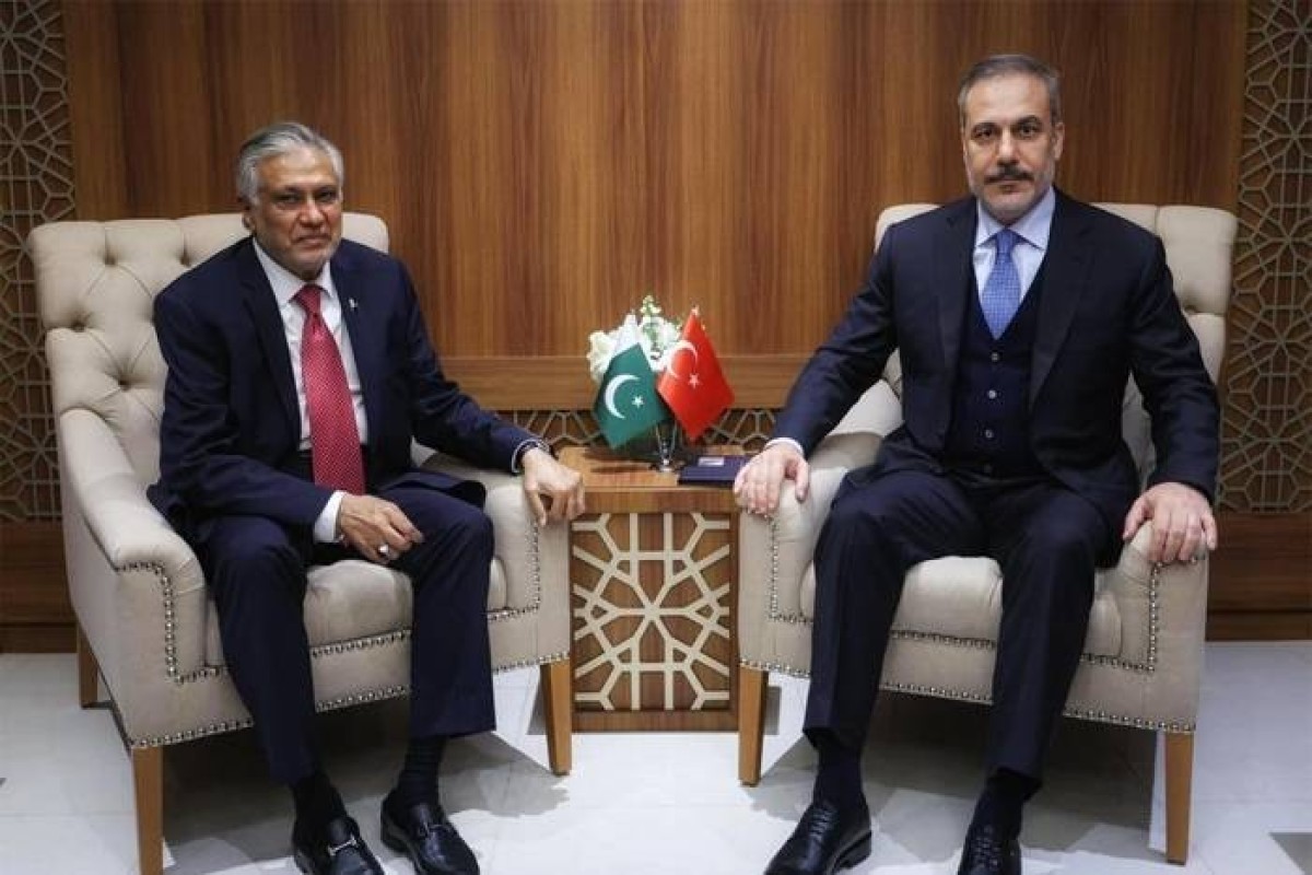 Главы МИД Турции и Пакистана Хакан Фидан и Исхак Дар