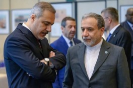 СМИ: главы МИД Турции и Ирана провели телефонные переговоры