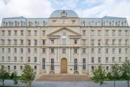 Расходы на обслуживание госдолга составят 2,4 млрд манатов в 2027 году