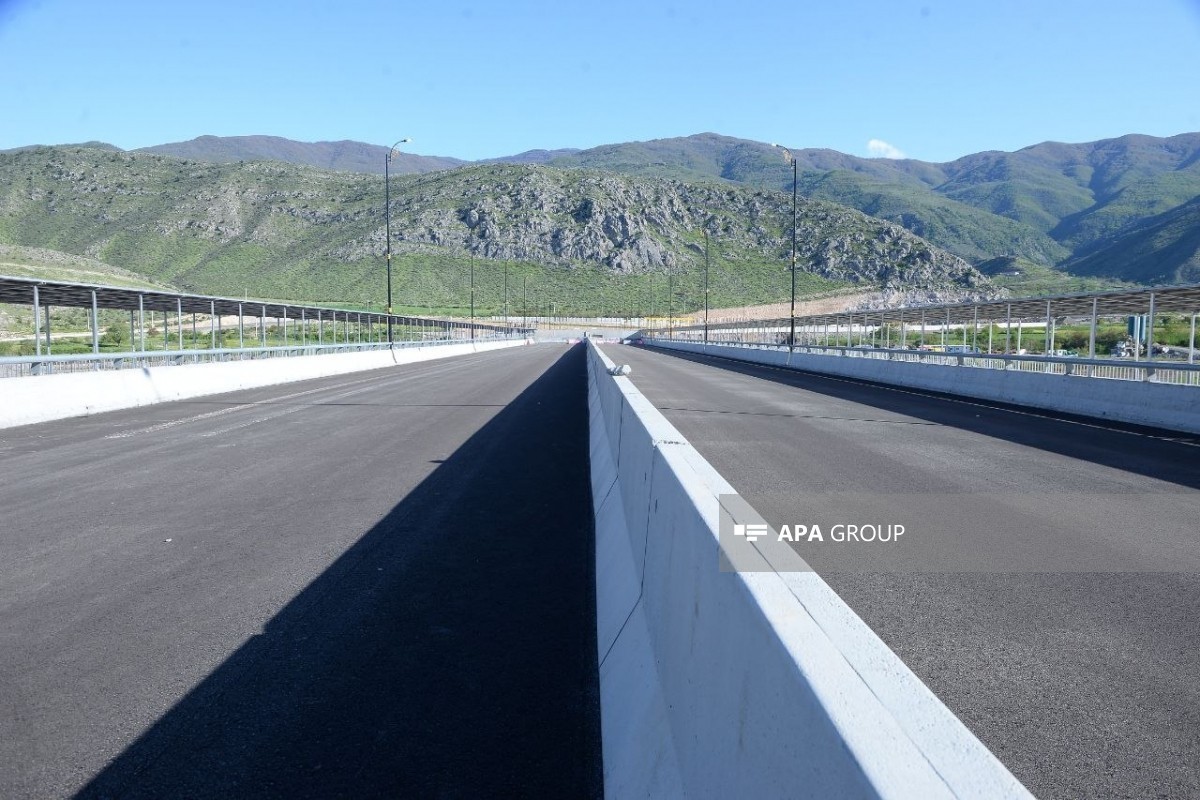 Делегации Азербайджана и России ознакомились с инфраструктурными проектами в Зангилане-ФОТО 