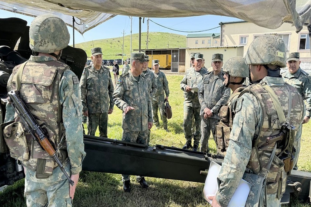 Руководство Минобороны встретилось с личным составом на освобождённых территориях-ФОТО 