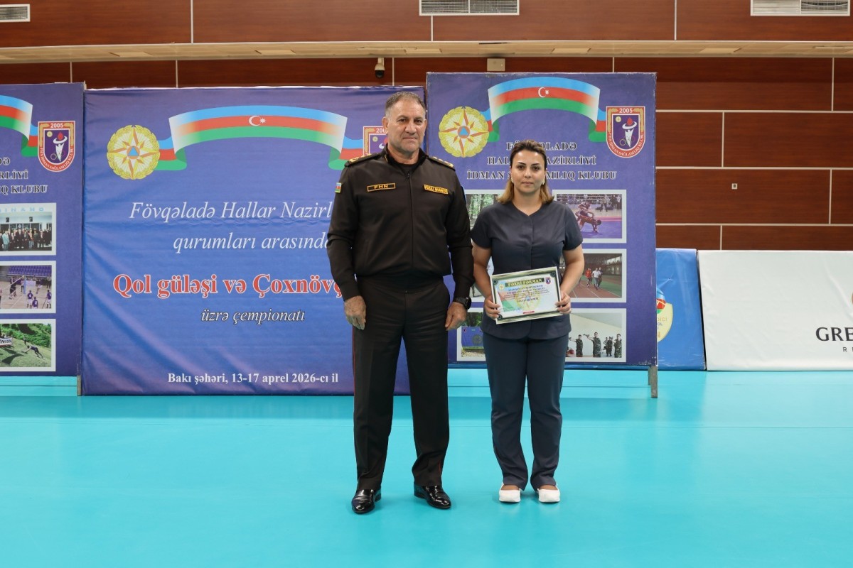 В МЧС Азербайджана прошел чемпионат по армрестлингу и многоборью-ФОТО 