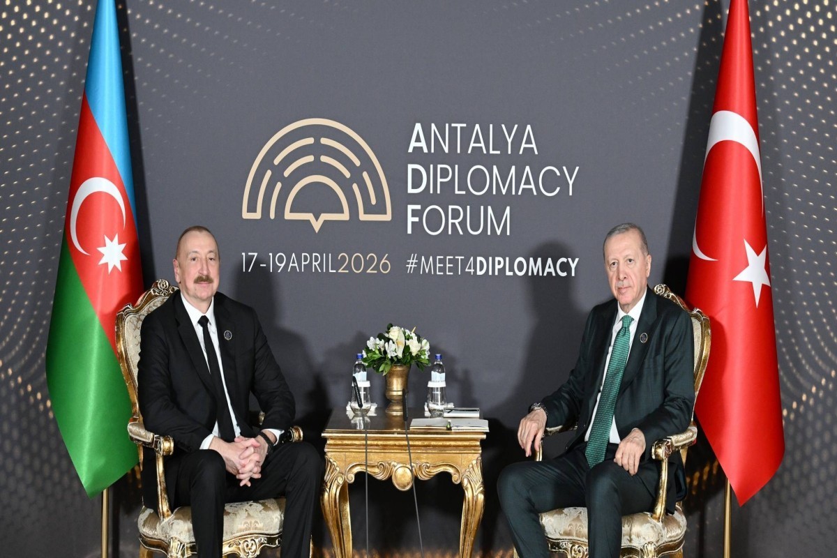 В Анталье проходит встреча Президента Азербайджана Ильхама Алиева с Президентом Турции Реджепом Тайипом Эрдоганом