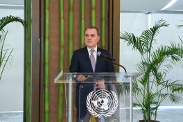 Байрамов выступил на министерском диалоге ЭСКАТО-ФОТО 