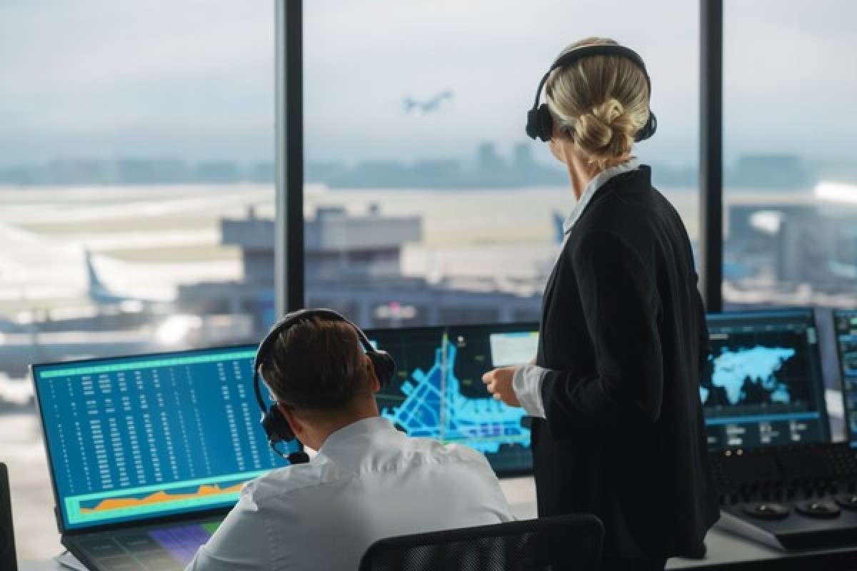 Минтранс США планирует назначить геймеров авиадиспетчерами
