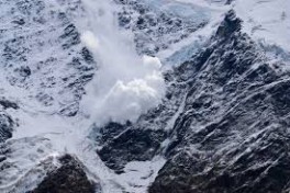 В России три туриста замёрзли насмерть при спуске с горы