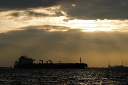 МИД Греции сообщил об атаке на судно у Ормузского пролива