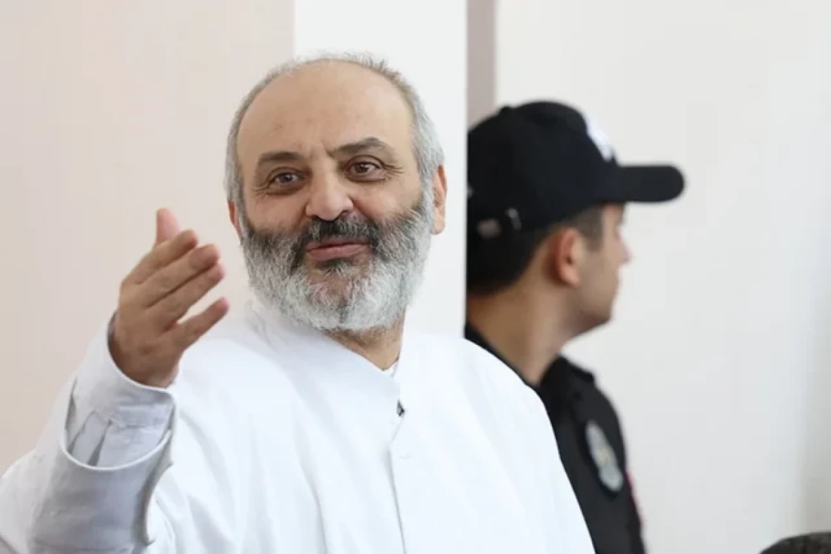 Архиепископ Галстанян останется под арестом еще два месяца