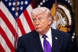 Трамп заявил, что не торопится закончить войну с Ираном