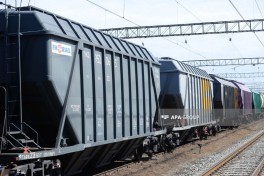 Начат транзит зерна в Армению через территорию Азербайджана 