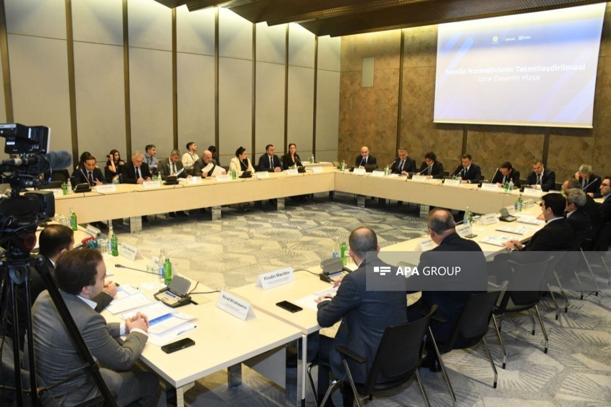 В Баку обсуждают совершенствование технических нормативов-ФОТО 