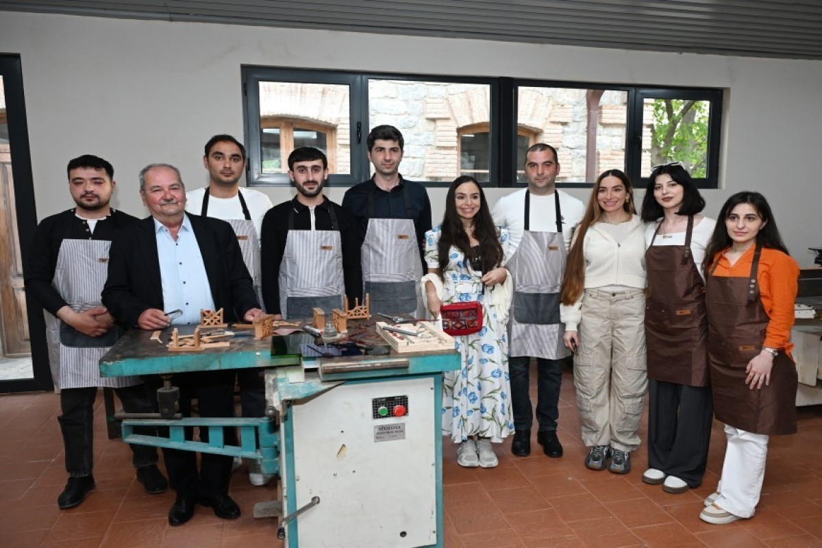 Лейла и Арзу Алиевы посетили заповедник и Шекинскую ханскую мечеть -ФОТО 