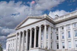 СМИ: Минфин США пригрозил санкциями за сотрудничество с авиакомпаниями Ирана