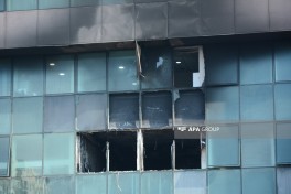 Прокуратура требует реальные сроки по делу о пожаре в перинатальном центре в Баку 