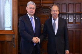 В Астане прошли переговоры глав МИД России и Казахстана